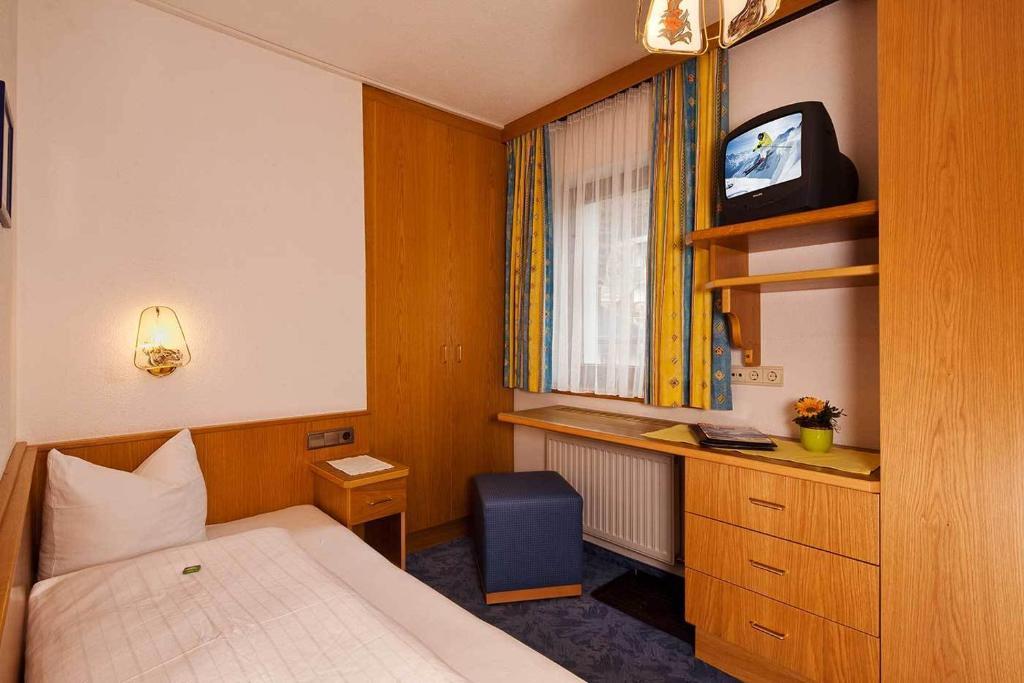 Fremdenpension Alpenruhe Sölden Cameră foto