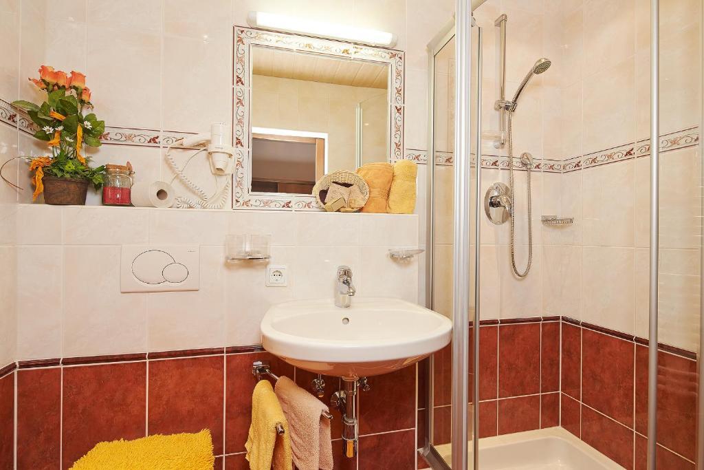 Fremdenpension Alpenruhe Sölden Cameră foto